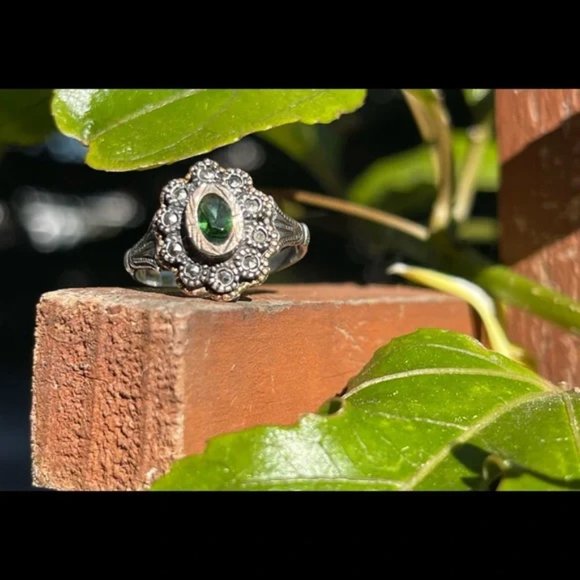 Gorgeous Vintage Art Deco ring - Picture 4 of 9